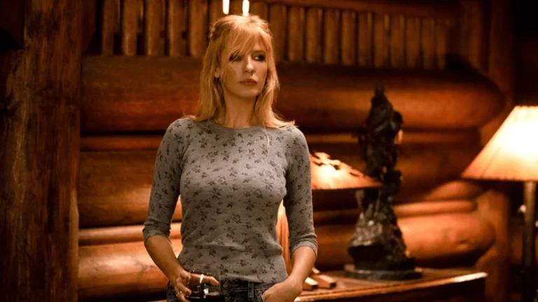 Kelly Reilly Measurements